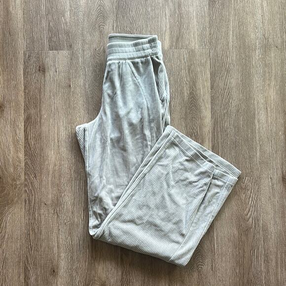 Lululemon Velvet Cord Scuba Wide-Leg Pants Riverstone Size 4 Limited Edition - Picture 1 of 7